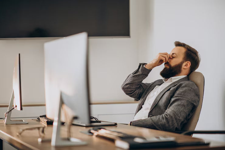 Why Do Office Workers Wake Up with Back, Hip, or Shoulder Pain?
